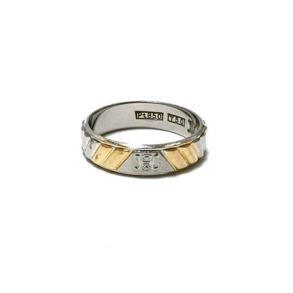 CELINE 18k Yellow Gold Ring - Picture 2 of 10